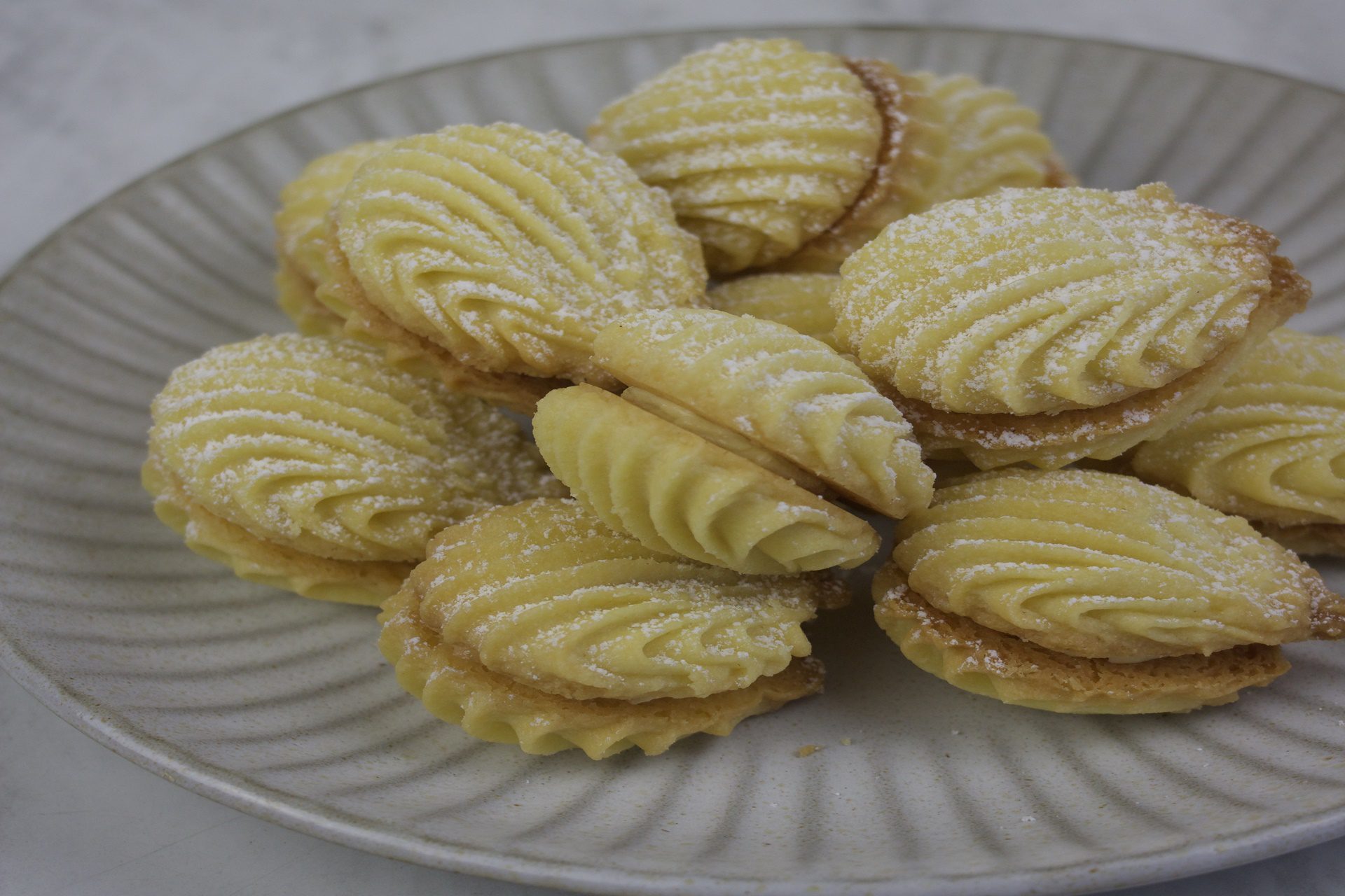 Melting Moments - Flux Desserts